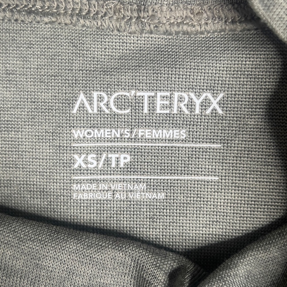 Arc'teryx Lumin Mock Neck Top Women’s XS Long Sleeve Shirt Heather Gray Gorpcore - Picture 5 of 13
